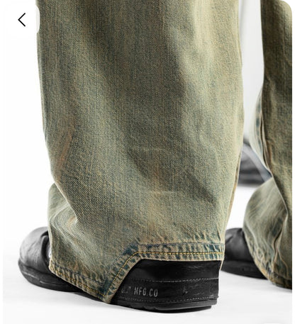 TAILORED JEANS